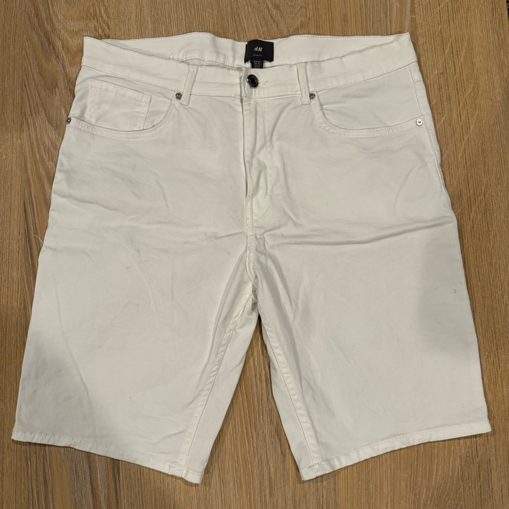 White shorts for men